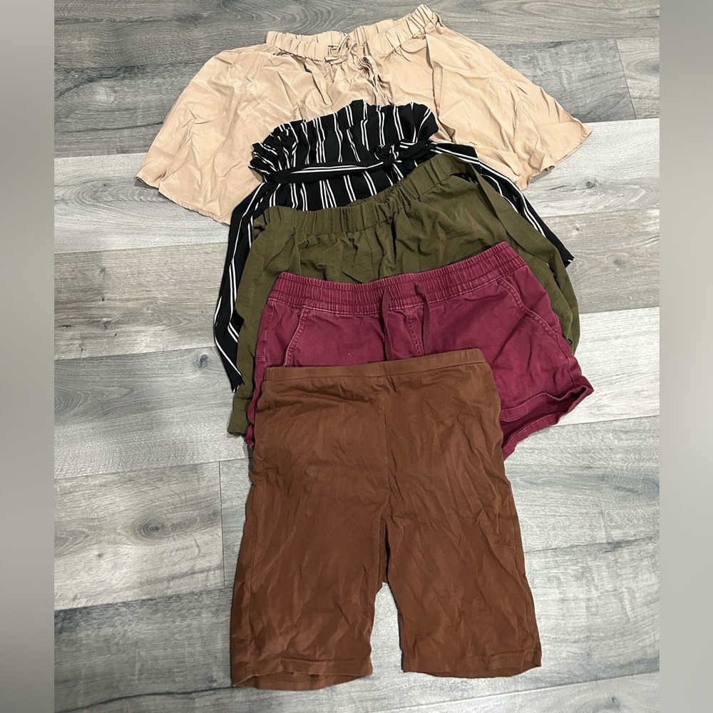Shorts BUNDLE (5 pairs!!)